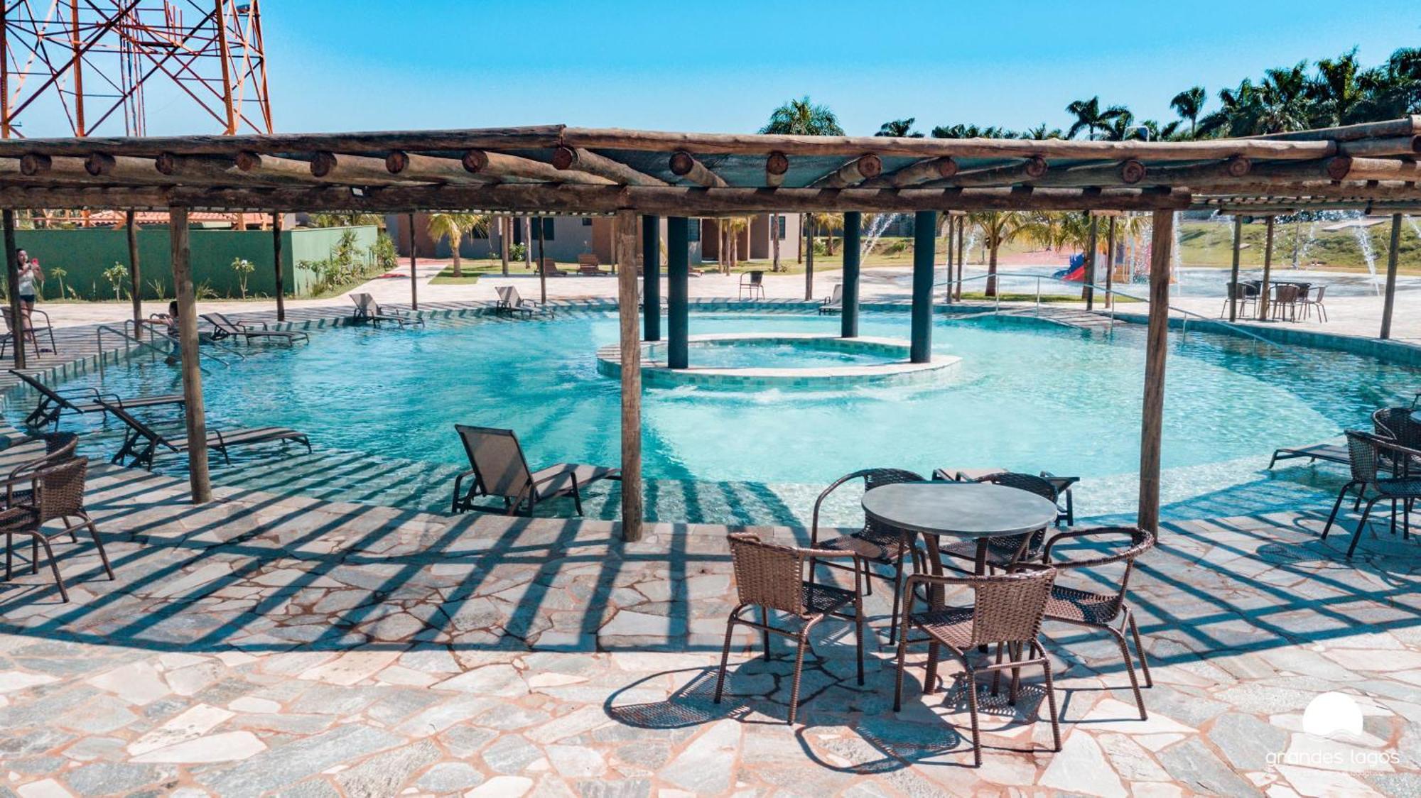 Grandes Lagos Resorts E Parque Aquatico Santa Clara d'Oeste 外观 照片