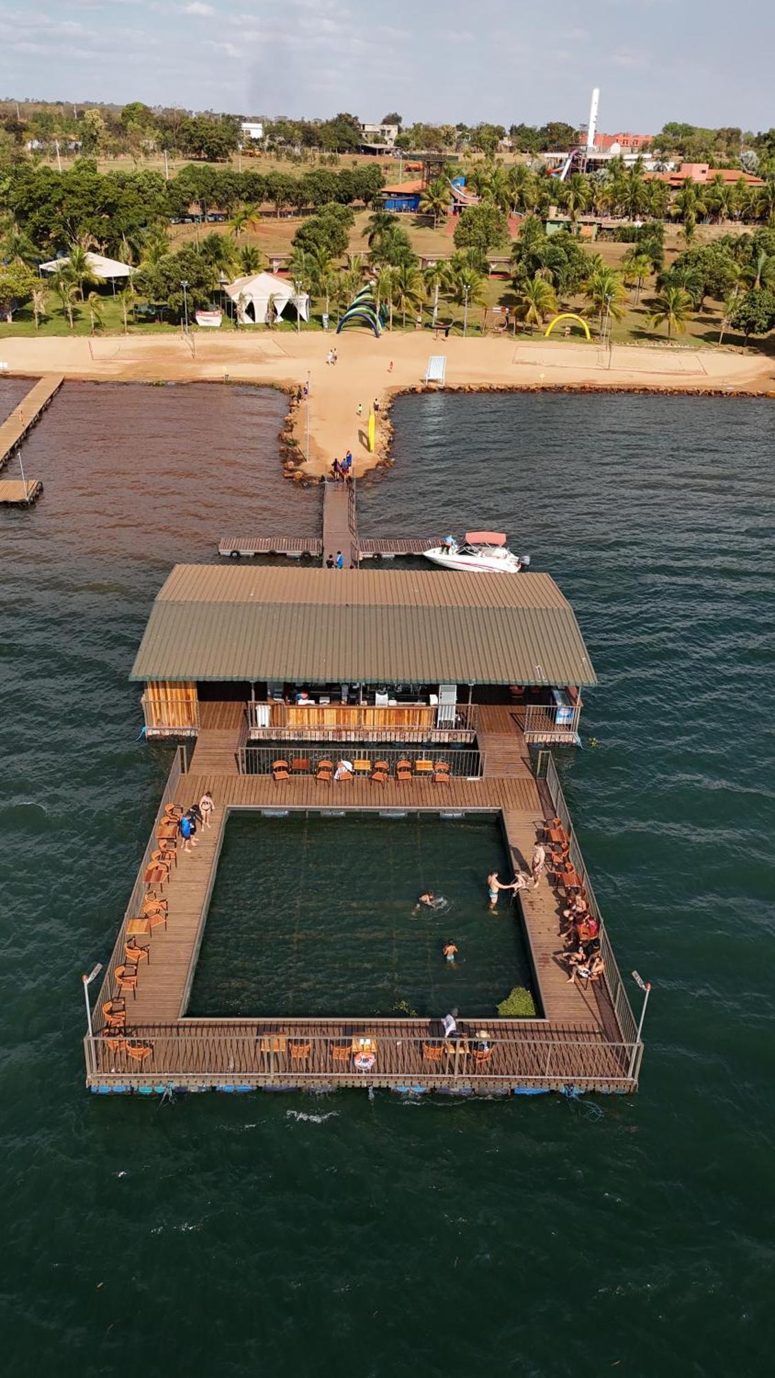 Grandes Lagos Resorts E Parque Aquatico Santa Clara d'Oeste 外观 照片