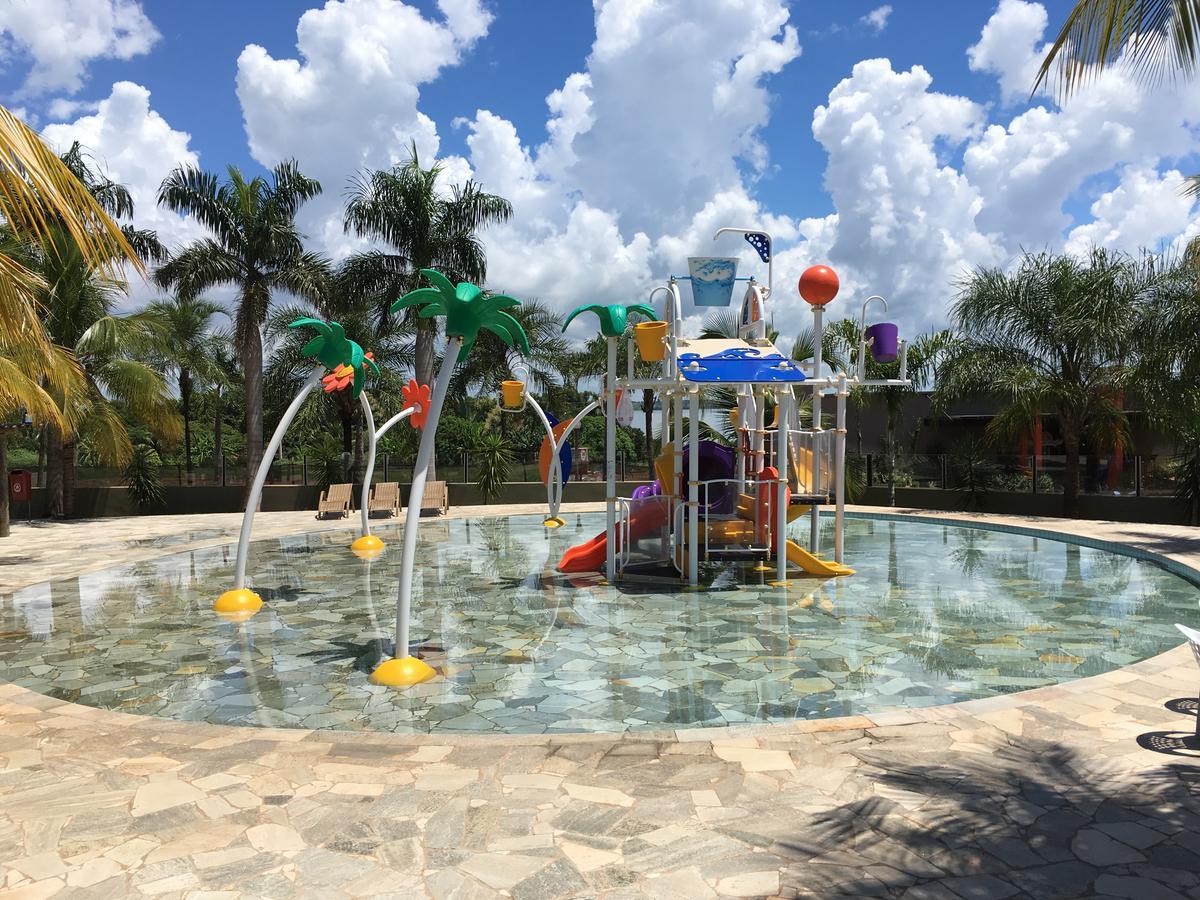 Grandes Lagos Resorts E Parque Aquatico Santa Clara d'Oeste 外观 照片