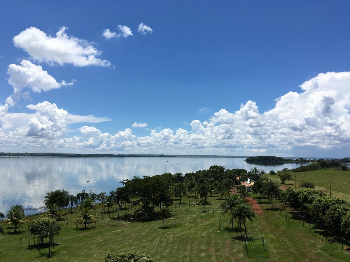 Grandes Lagos Resorts E Parque Aquatico Santa Clara d'Oeste 外观 照片