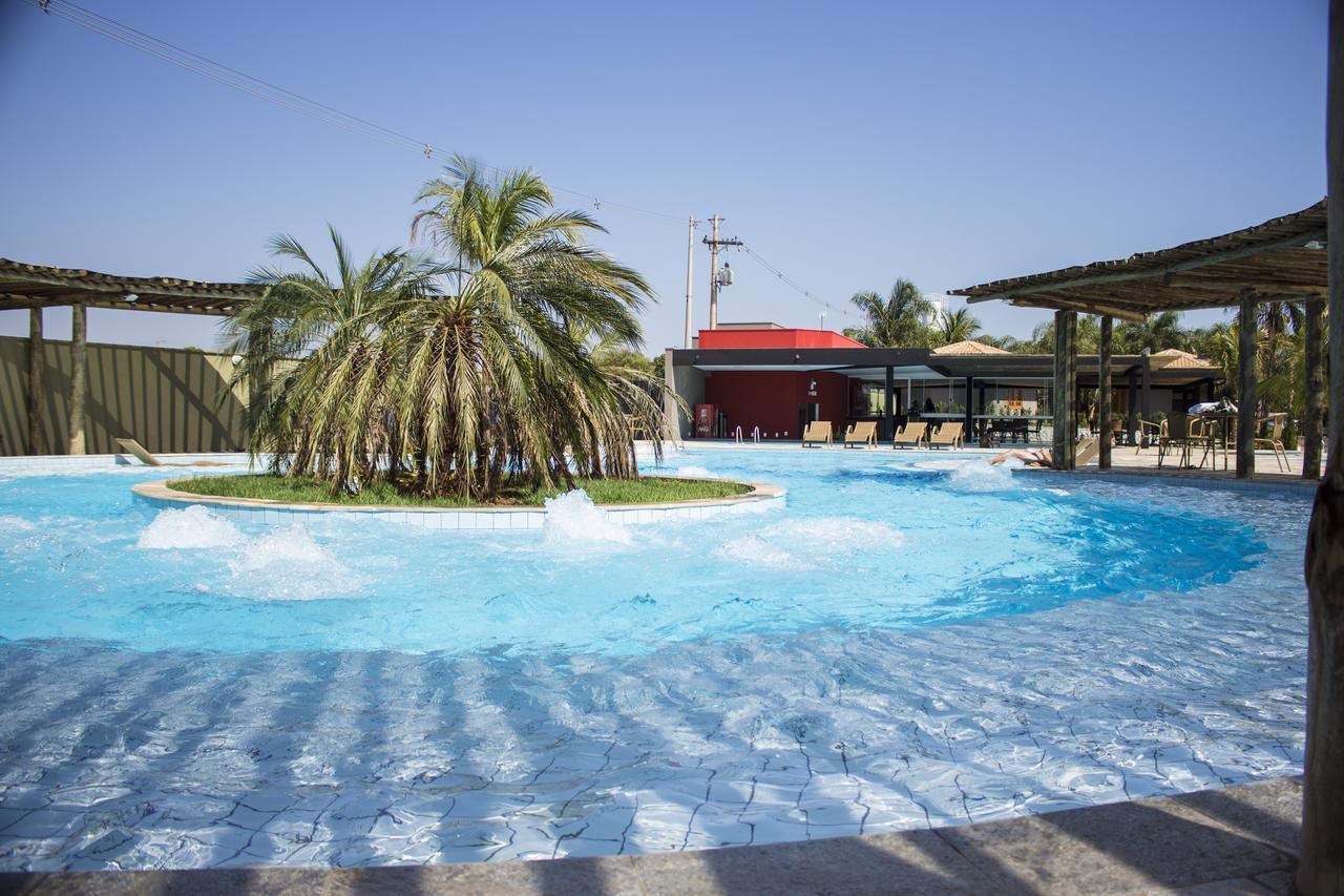 Grandes Lagos Resorts E Parque Aquatico Santa Clara d'Oeste 外观 照片